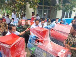 Pemkab Butur Beri Bantuan Alsintan Kepada Kelompok Tani