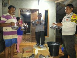 Kapolsek Bonegunu Ipda Zaifullah Kunjungi Warga Pembuat Gula Merah di Desa Bubu