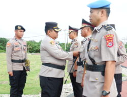 Kapolres Pimpin Serah Terima Jabatan Wakapolres dan Kasi Propam Polres Buton Utara