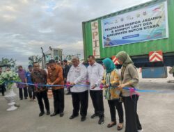 Wamendes PDTT Lepas Ekspor Jagung Kuning Asal Buton Utara ke Malaysia