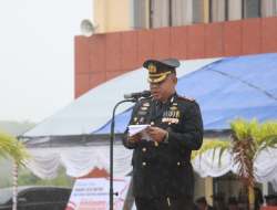 Polres Buton Utara Tetap Tegar Peringati HUT Bhayangkara ke-78 di Tengah Hujan Deras