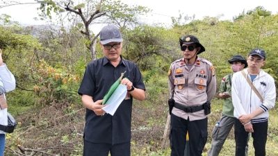 Polsek Wakorumba Utara Kawal Pengadilan Negeri Raha dalam Proses Pencocokan Tanah di Desa Oengkapala