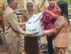 Dinas Ketahanan Pangan Butur Salurkan Bantuan Beras untuk Korban Kebakaran di Wamboule