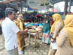 Ketahanan Pangan Butur dan Bulog Bangkudu Monitoring Rumah Pangan Kita di Pasar Minaminanga