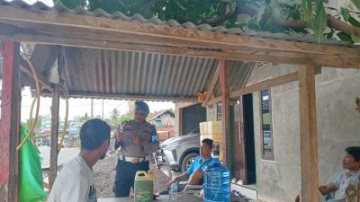 Brigadir Hendra La Juma Sosialisasikan WA Yanduan di Desa Laangke