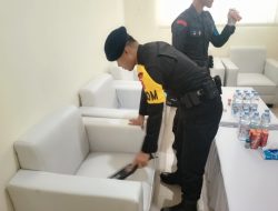 Gegana Satbrimob Polda Sultra Sterilkan Lokasi STQH Nasional XXVIII di Kota Kendari