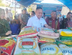 Bupati Afirudin Mathara Buka Gerakan Pangan Murah, Tekan Inflasi di Buton Utara