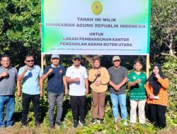 Wabup Buton Utara Pimpin Jumat Bersih di Lahan Hibah untuk Kantor PA
