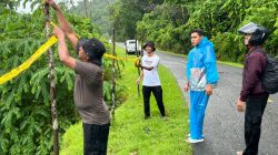 Polsek Wakorumba Pasang Police Line di Titik Rawan Longsor