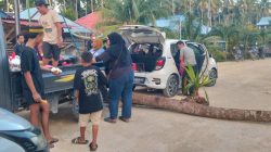 Jalan Provinsi Sultra Lumpuh Total, Warga Pongkowulu Palang Jembatan dengan Batang Kelapa