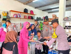 Kapolres Buton Utara Kembali Salurkan Perlengkapan Sekolah untuk Siswa Kurang Mampu di Wakorumba Utara
