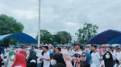 Ribuan Warga Meriahkan Jalan Santai Sambut HUT Ke-19 Buton Utara