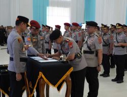 Kapolda Sultra Pimpin Sertijab 5 PJU dan 5 Kapolres
