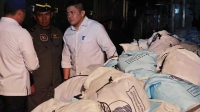 Letkol Teddy Indra Wijaya Kawal Distribusi 253 Ton Bantuan Bencana ke NTT